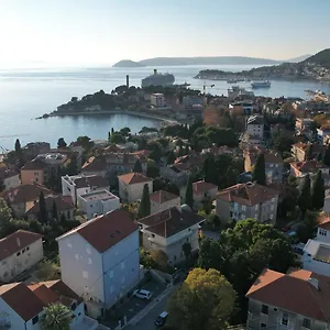Apartment White House Luxury, Split
