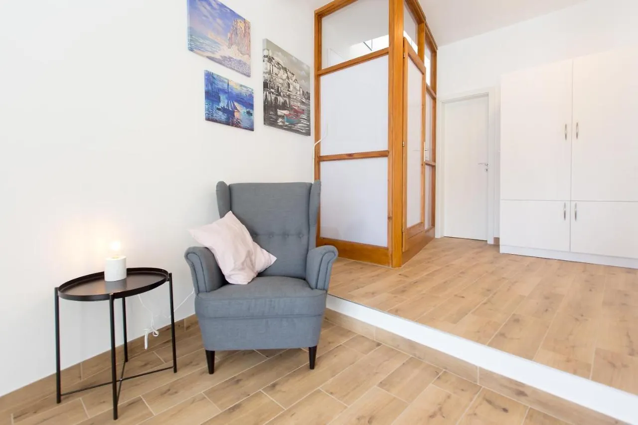 Apartman Stobrec Split 0*,